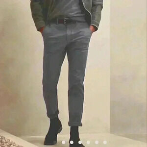 Banana Republic Lived-In Chino Pant